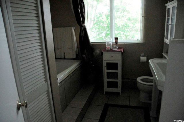 310 E 100 S, Gunnison, UT 84634 — photo 3