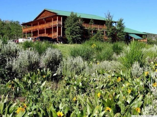 17017 Ant Flat Rd, Avon, UT 84328 — photo 4