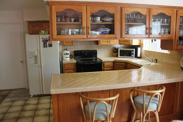 1806 E 9800 S, Sandy, UT 84092 — photo 3