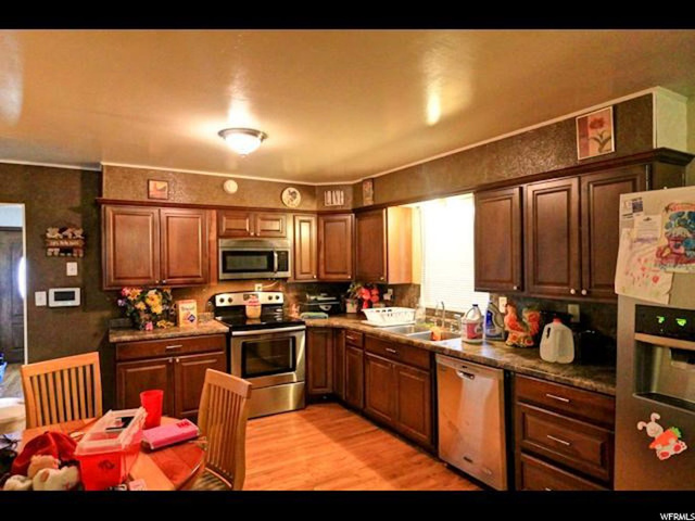 320 S 700 E, Price, UT 84501 — photo 9
