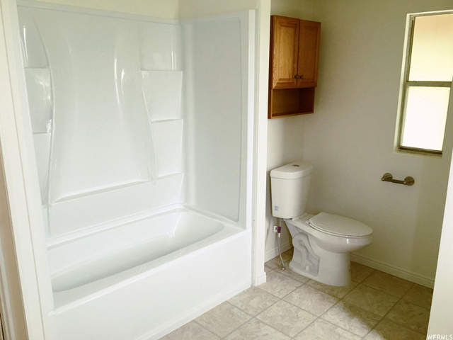 41 W Center St, Levan, UT 84639 — photo 10