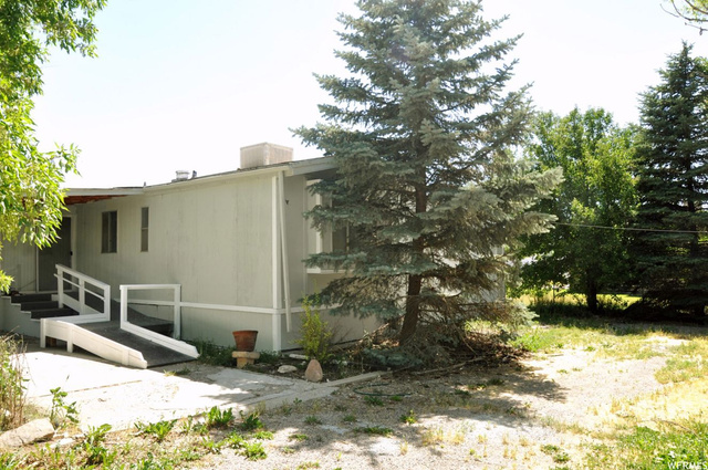 41 W Center St, Levan, UT 84639 — photo 3