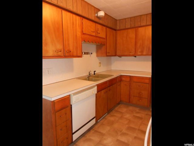 620 N 300 E, Price, UT 84501 — photo 11