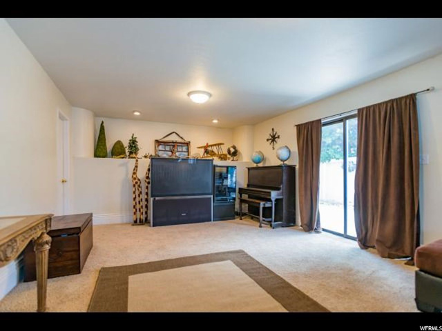 10792 S 1000 E, Sandy, UT 84094 — photo 8