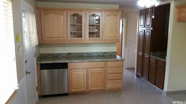 343 W 1550 N, Sunset, UT 84015 — photo 5
