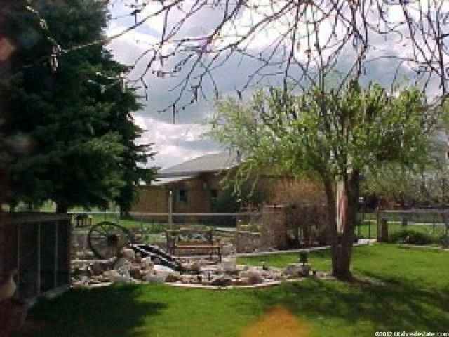 2065 S Main St, Clearfield, UT 84015 — photo 4