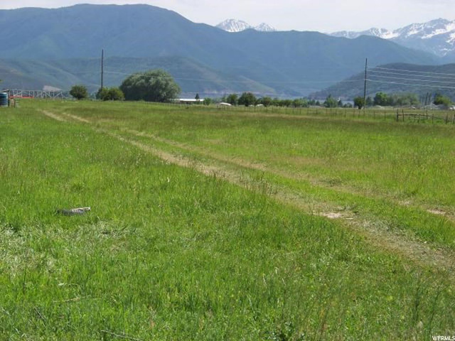 250 E 300 S, Midway, UT 84049 — photo 6