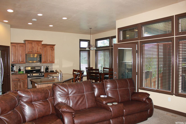 2073 N 225 E, North Ogden, UT 84414 — photo 9