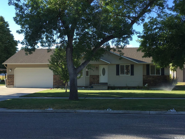 75 W 400 S, Smithfield, UT 84335 — photo 3