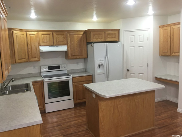 75 W 400 S, Smithfield, UT 84335 — photo 9