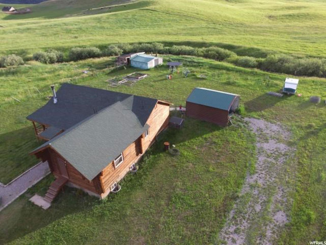 88 Wendy Ln, Auburn, WY 83111