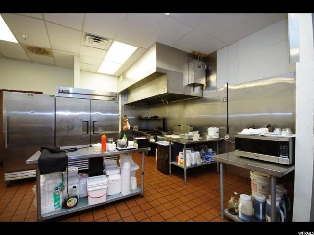 2071 E 9400 S, Sandy, UT 84093 — photo 2