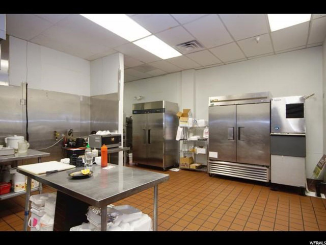 2071 E 9400 S, Sandy, UT 84093 — photo 11