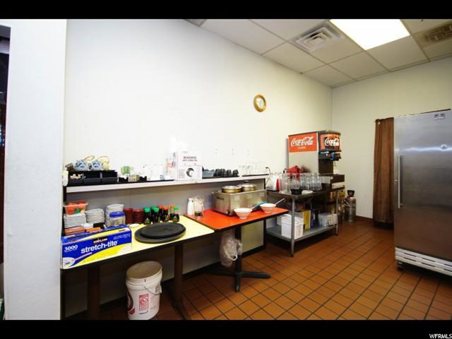 2071 E 9400 S, Sandy, UT 84093 — photo 5