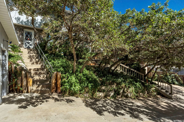 1411 S 1500 E, Bountiful, UT 84010 — photo 4