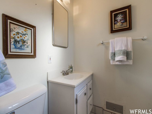 50 E 1600 S, Bountiful, UT 84010 — photo 8
