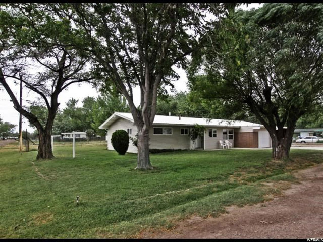 115 N 925 E, Green River, UT 84525 — photo 8