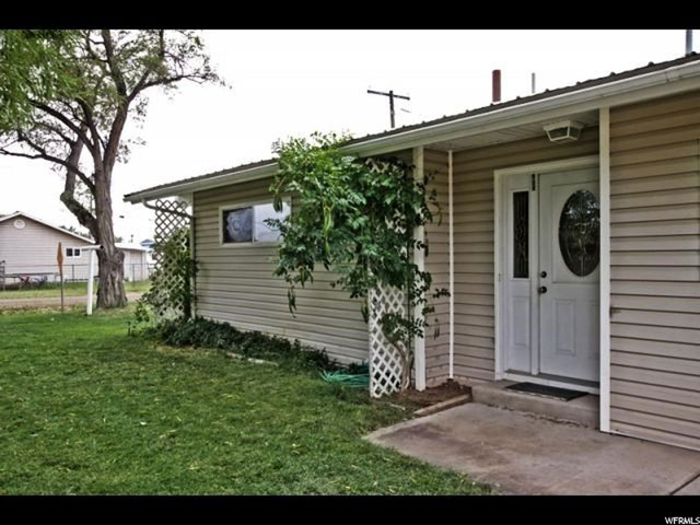 115 N 925 E, Green River, UT 84525 — photo 10