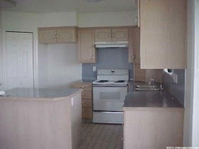 1044 W 350 S, Logan, UT 84321 — photo 3