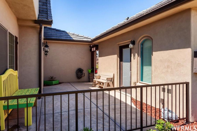 2872 E Carmine Dr, St. George, UT 84790 — photo 4