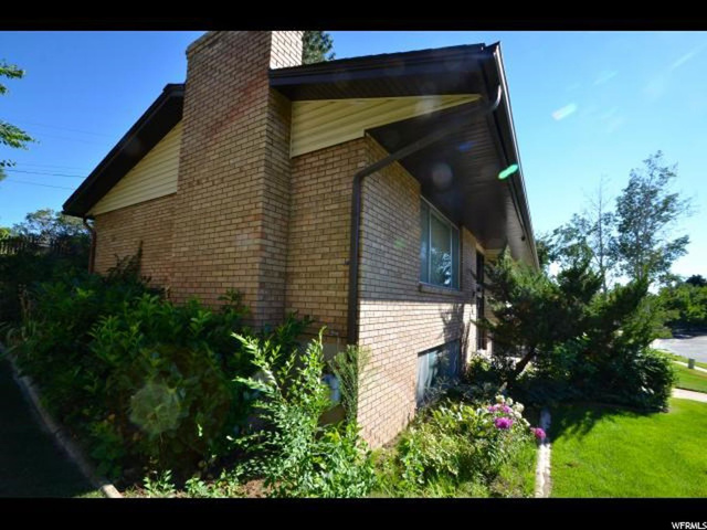 1047 E Edgewood S, Ogden, UT 84403 — photo 2