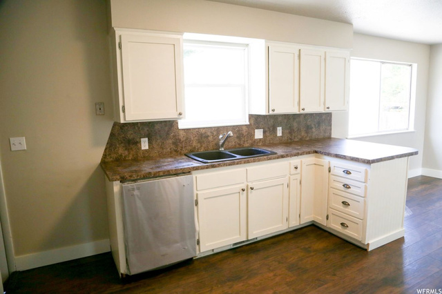 735 Canyon View Dr, Hyrum, UT 84319 — photo 9