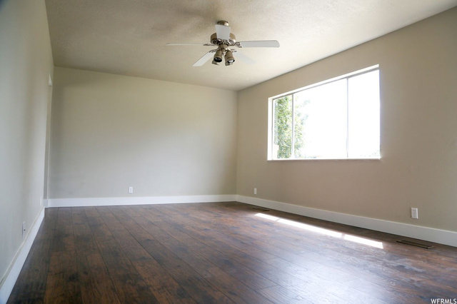 735 Canyon View Dr, Hyrum, UT 84319 — photo 5