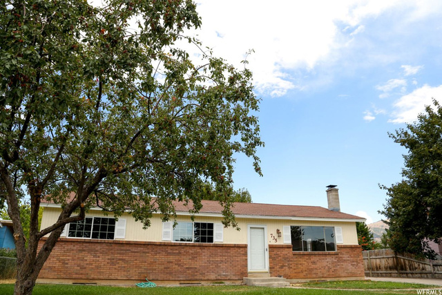 735 Canyon View Dr, Hyrum, UT 84319 — photo 3