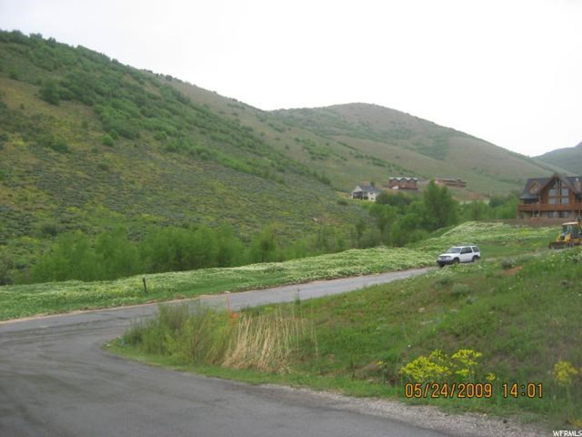 1015 N Maple St E, Huntsville, UT 84317 — photo 4