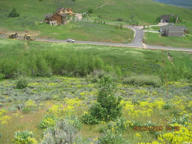 1015 N Maple St E, Huntsville, UT 84317 — photo 9