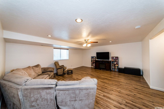 75 W 400 S, Smithfield, UT 84335 — photo 10