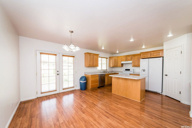 75 W 400 S, Smithfield, UT 84335 — photo 3
