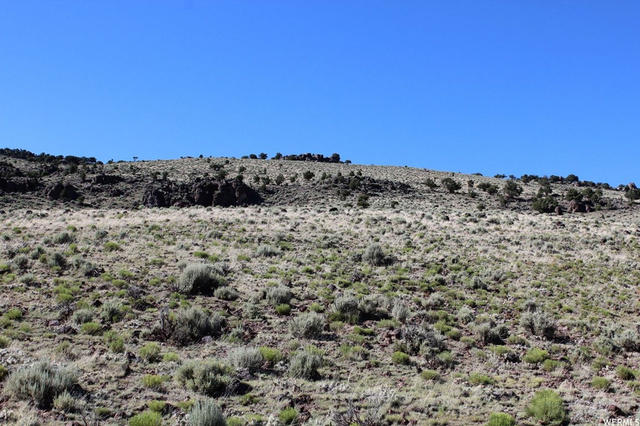 15 N Jake Place Rd, Fremont, UT 84747 — photo 4