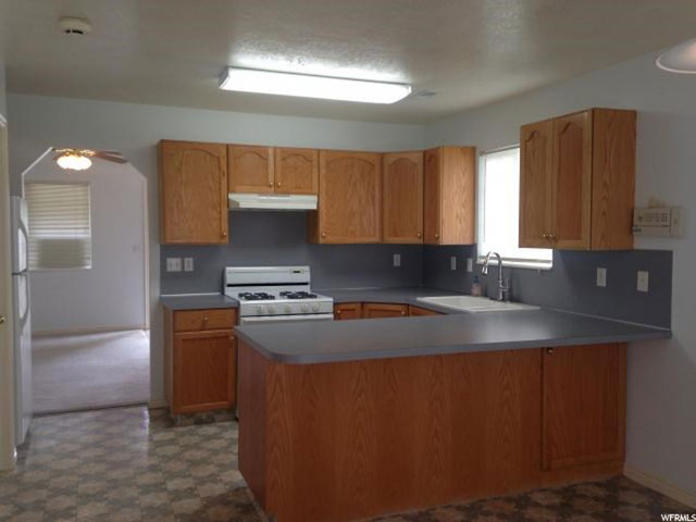 327 E 2300 N, North Ogden, UT 84414 — photo 3