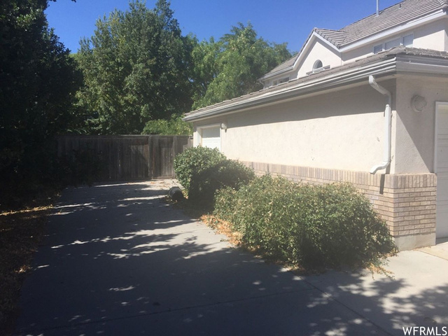 406 E David Dr N, Tremonton, UT 84337 — photo 3