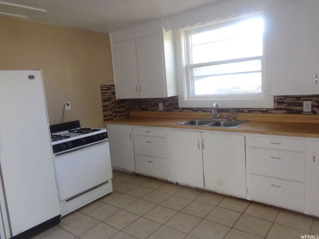 2071 S Jefferson Ave E, Ogden, UT 84401 — photo 4