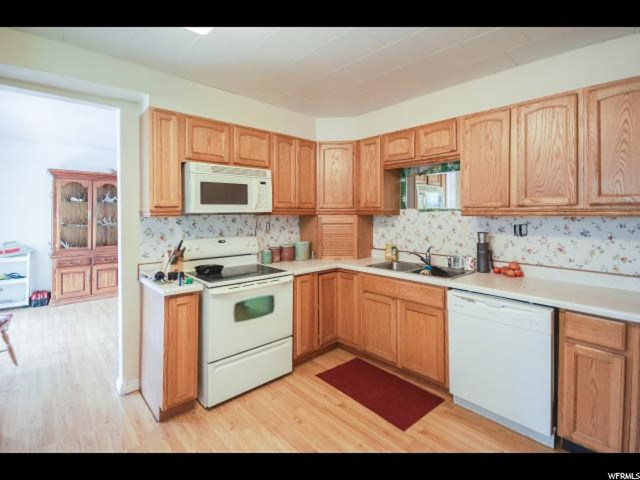 260 E 400 S, Vernal, UT 84078 — photo 5