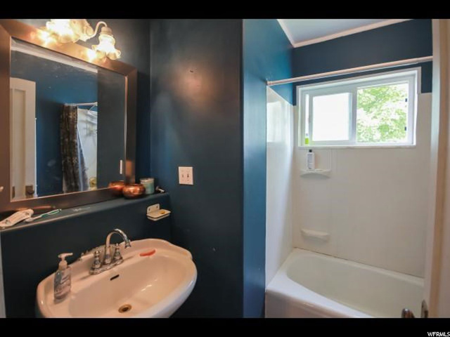 260 E 400 S, Vernal, UT 84078 — photo 10