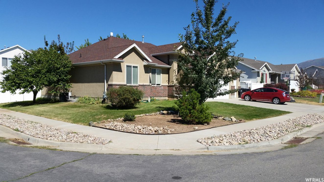 737 E 2050 S, Clearfield, UT 84015 — photo 2