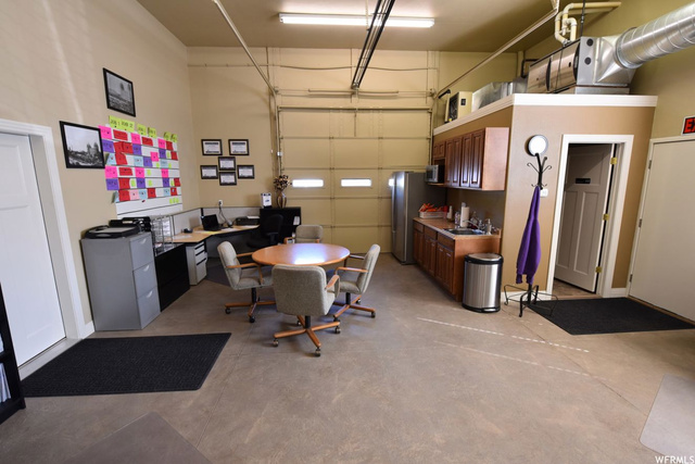 4165 S Main St E, Murray, UT 84107 — photo 4