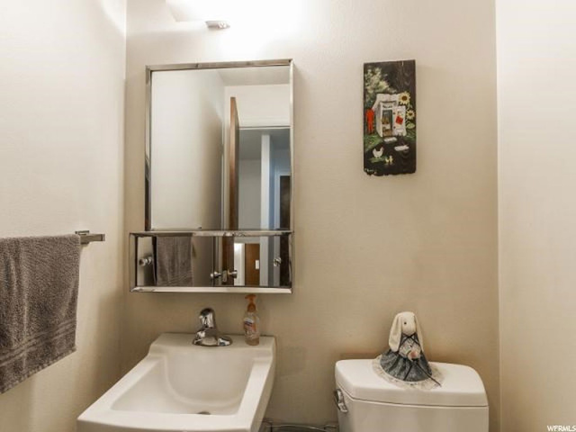 2443 W 1800 N, Clinton, UT 84015 — photo 10