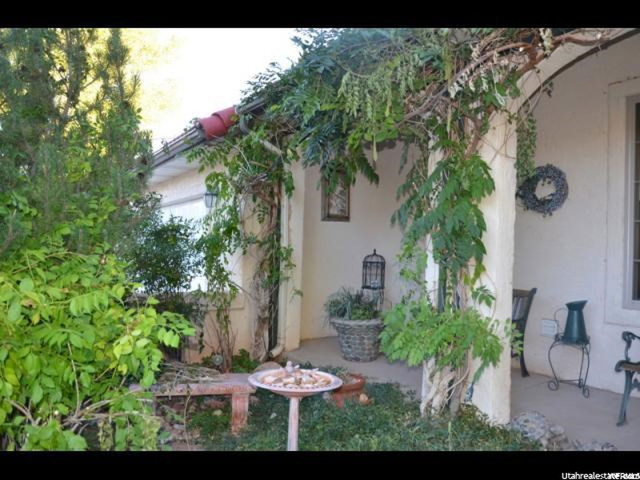 1453 S 2300 E, New Harmony, UT 84757 — photo 4