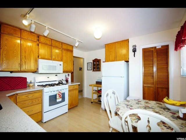 8635 S 550 E, Sandy, UT 84070 — photo 10