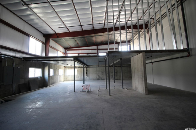 40 W 300 N, Hyrum, UT 84319 — photo 4