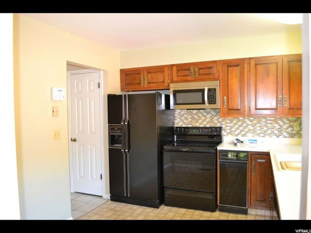 2143 S Ridgewood Way E, Bountiful, UT 84010 — photo 2