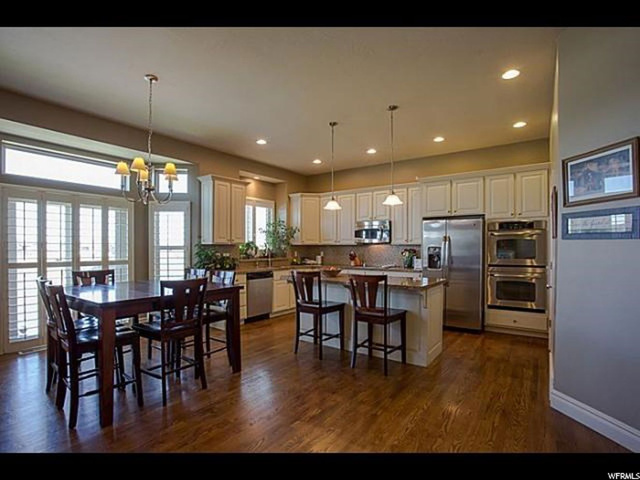 2431 N Cranefield, Clinton, UT 84015 — photo 6