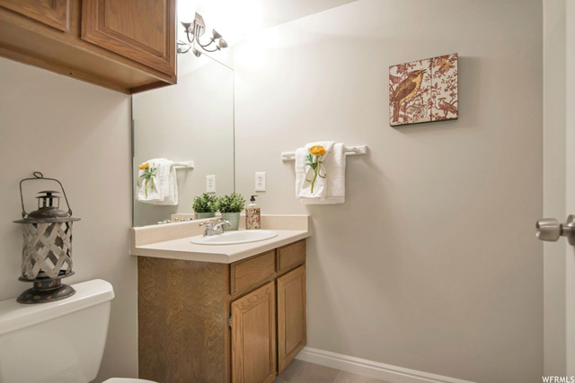 1375 E Vintry Ln, Murray, UT 84121 — photo 12