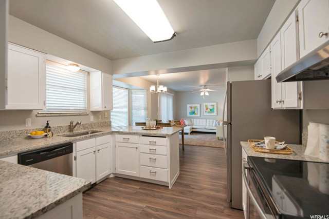 1375 E Vintry Ln, Murray, UT 84121 — photo 3
