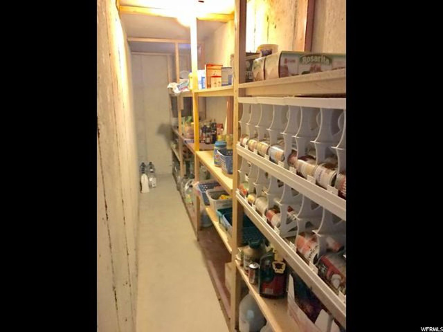 947 N 1550 E, Layton, UT 84040 — photo 10