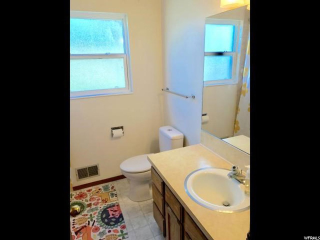 947 N 1550 E, Layton, UT 84040 — photo 9
